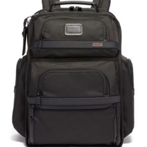 TumiT-Pass Business Class Brief Pack